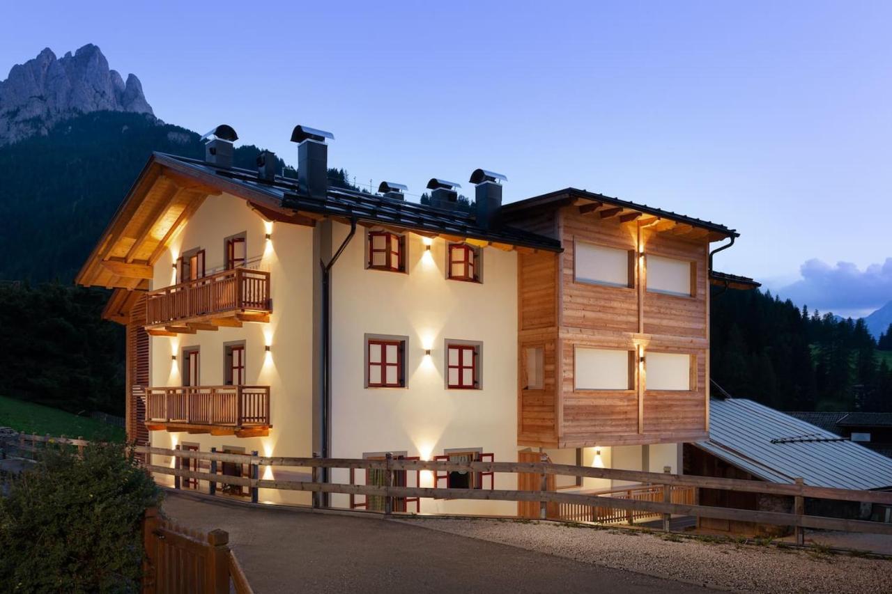 Apartamento Casa Chris Pozza di Fassa Exterior foto